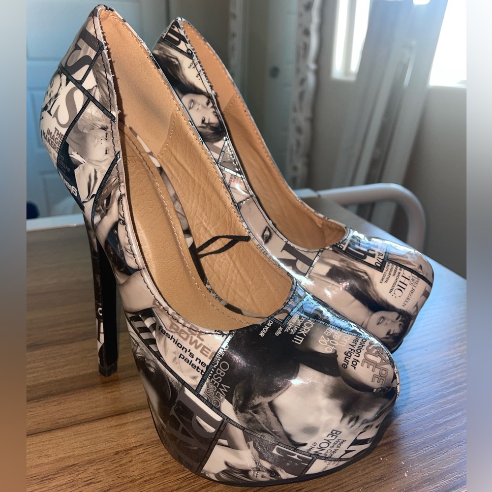 Magazine Heels